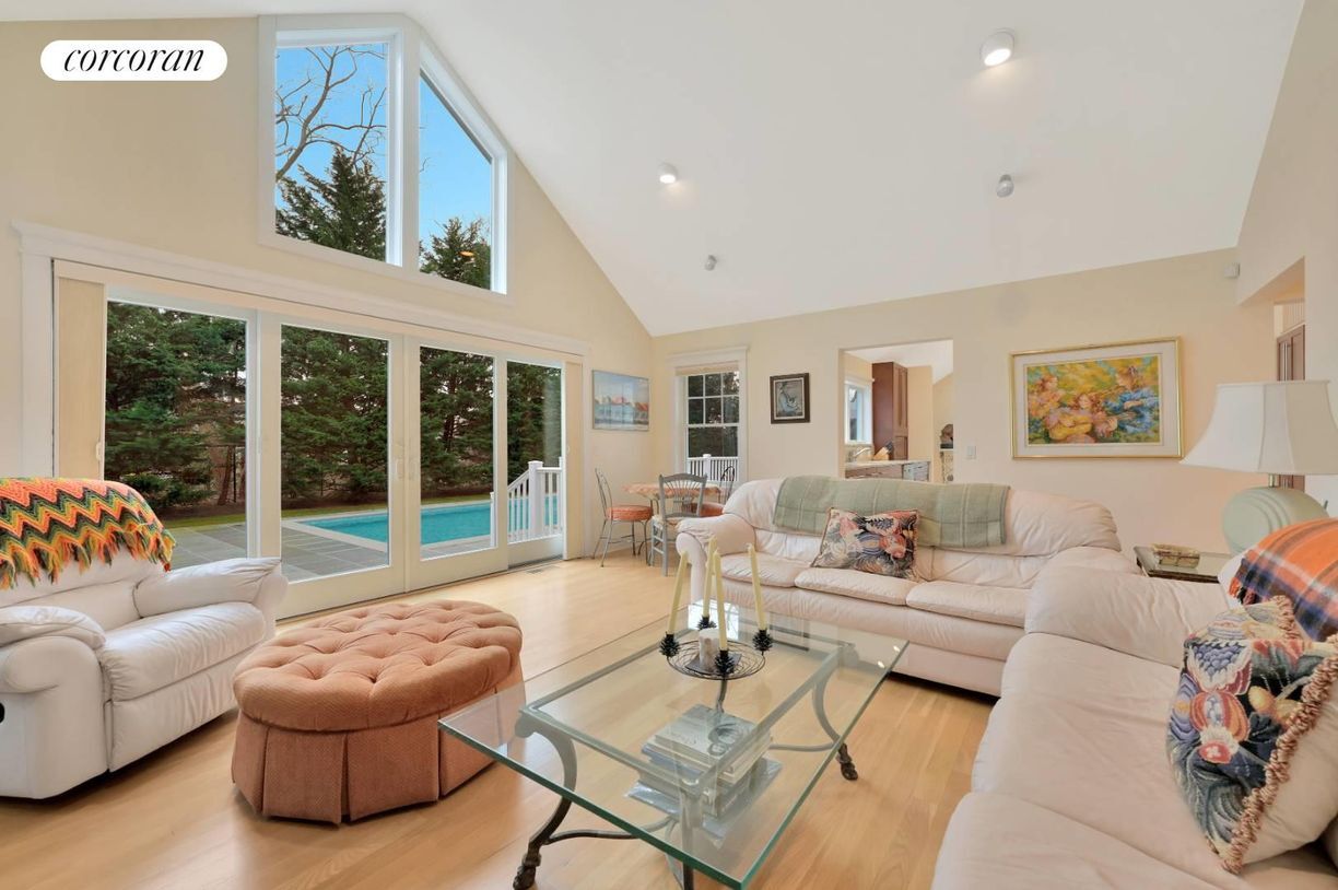 Building Photo - 55 White Oak Ln