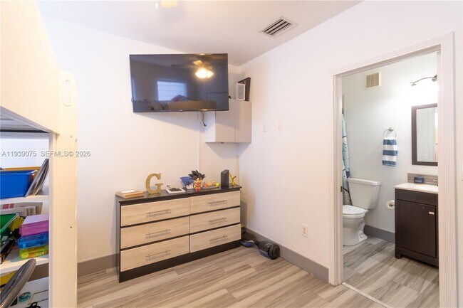 Building Photo - 5580 NW 107th Ave