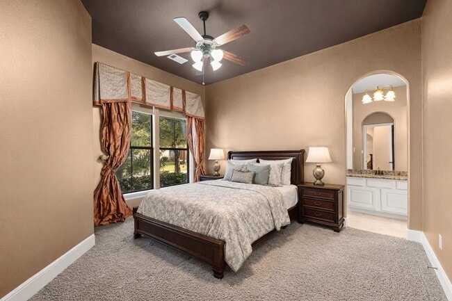 Building Photo - 75 S Fremont Ridge Loop