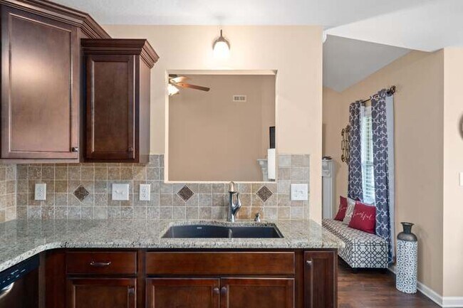 Building Photo - 3717 Tradewinds Terrace