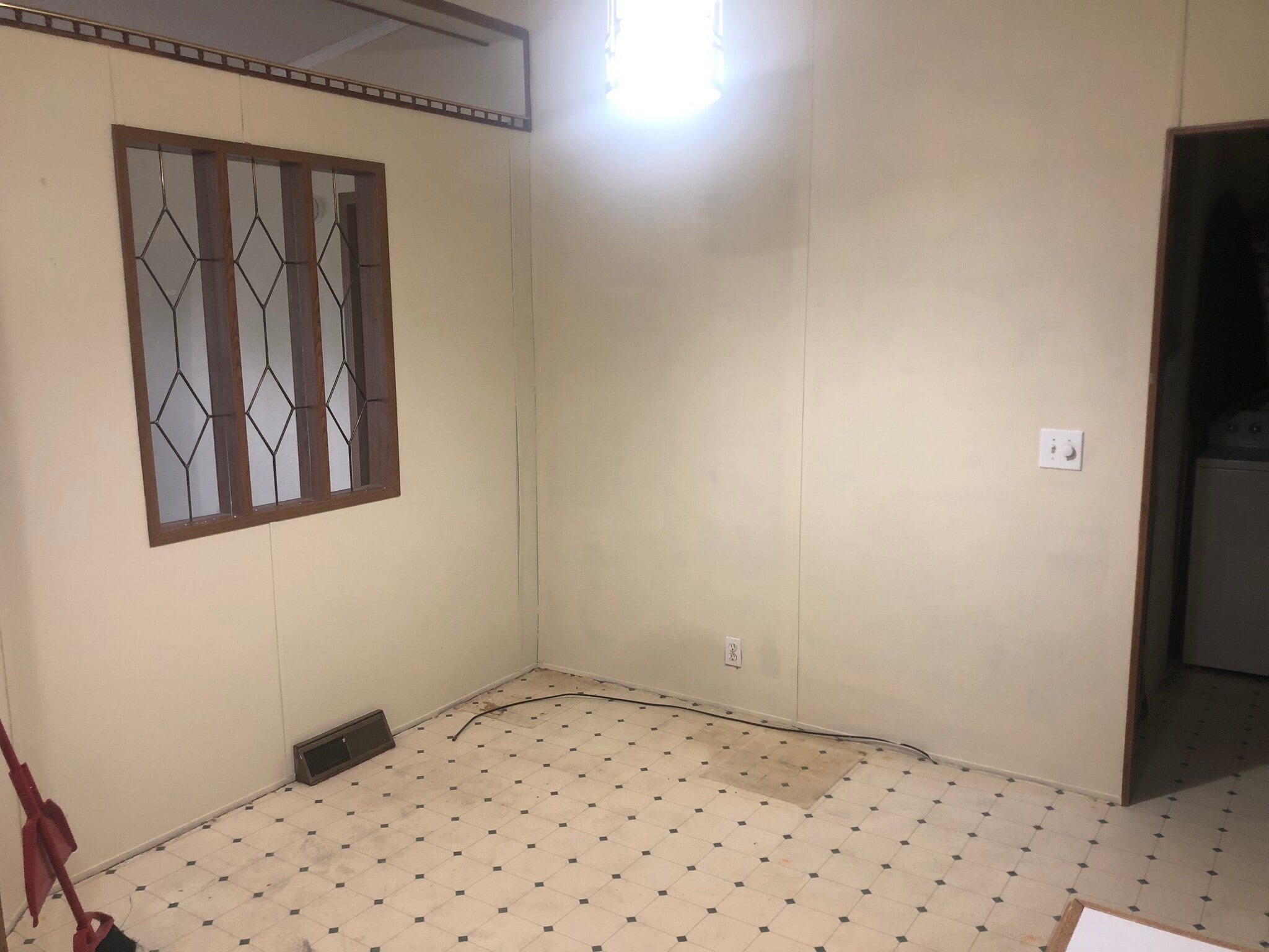 Dining Room - 505 Bloomfield Rd