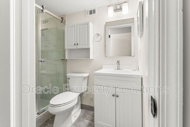 Building Photo - 5461 Grove Ridge Way