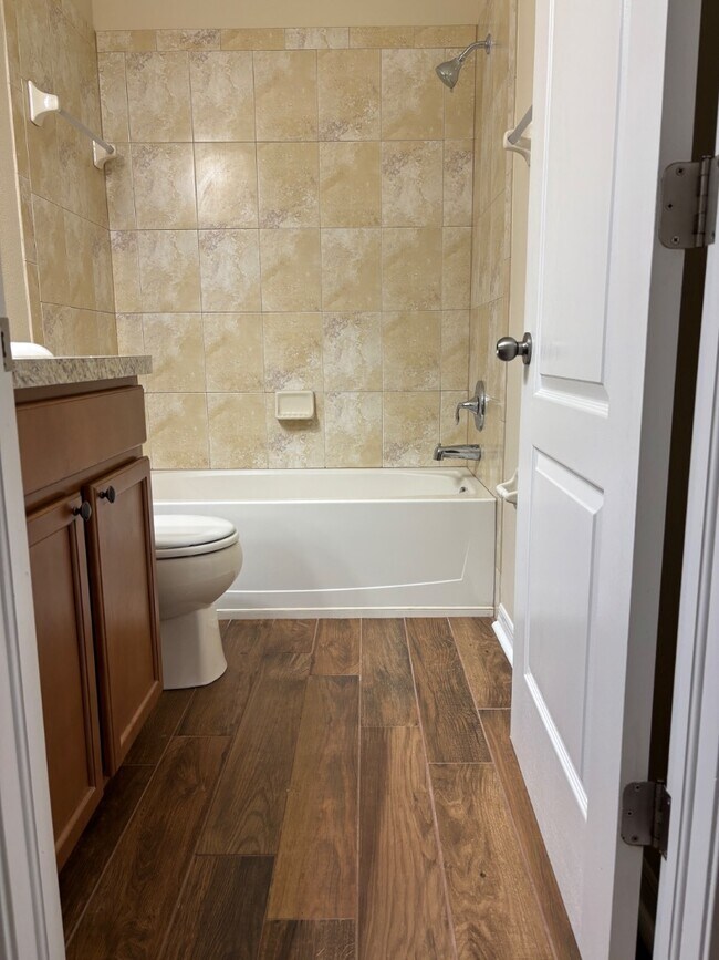 Building Photo - 4195 Winding Vine Dr