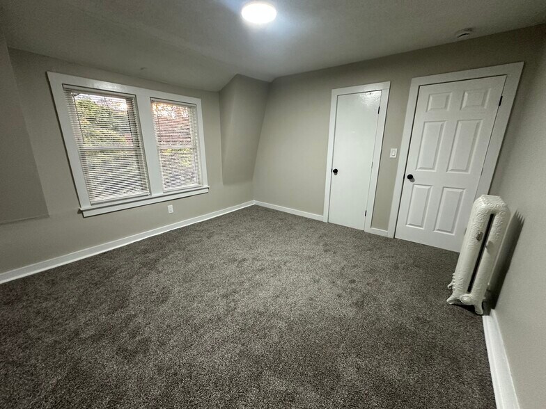 Building Photo - 51 Freeman Ave