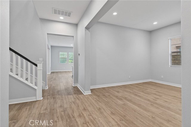 Building Photo - 755 E Orange Blossom Wy