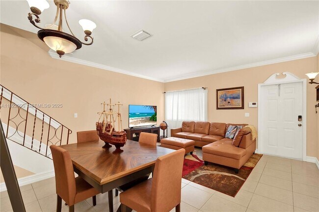 Building Photo - 2239 SE 23rd Ave