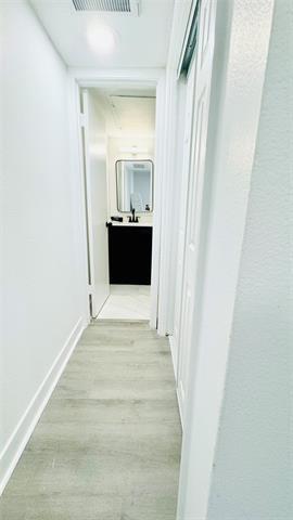 Building Photo - 7900 Brookriver Dr