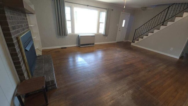 Building Photo - 3 Bedroom 2 Bathroom home for rent