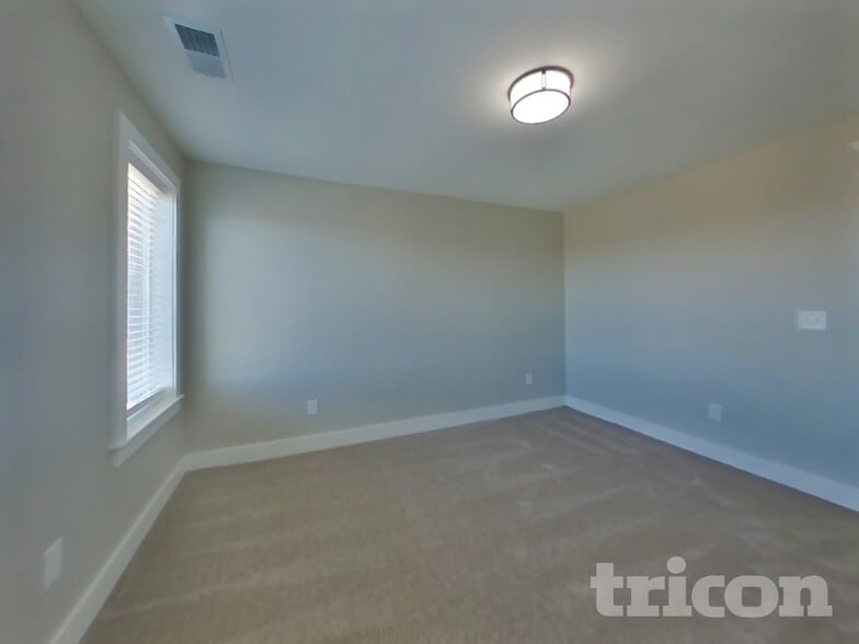 Building Photo - 6813 Charlotte Pike