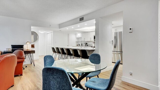 Building Photo - 955 Dotterel Rd