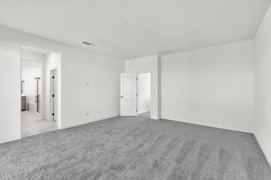 Building Photo - 584 La Vis Acrs Ln