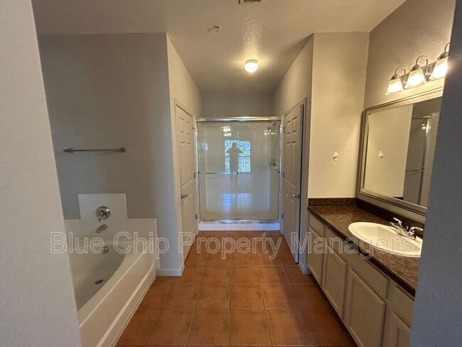 Building Photo - 14200 Avalon Rd