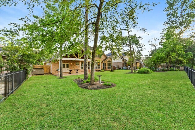 Building Photo - 14810 Cantwell Bend