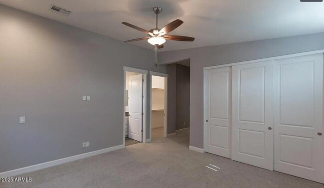 Building Photo - 1028 E Curry Rd