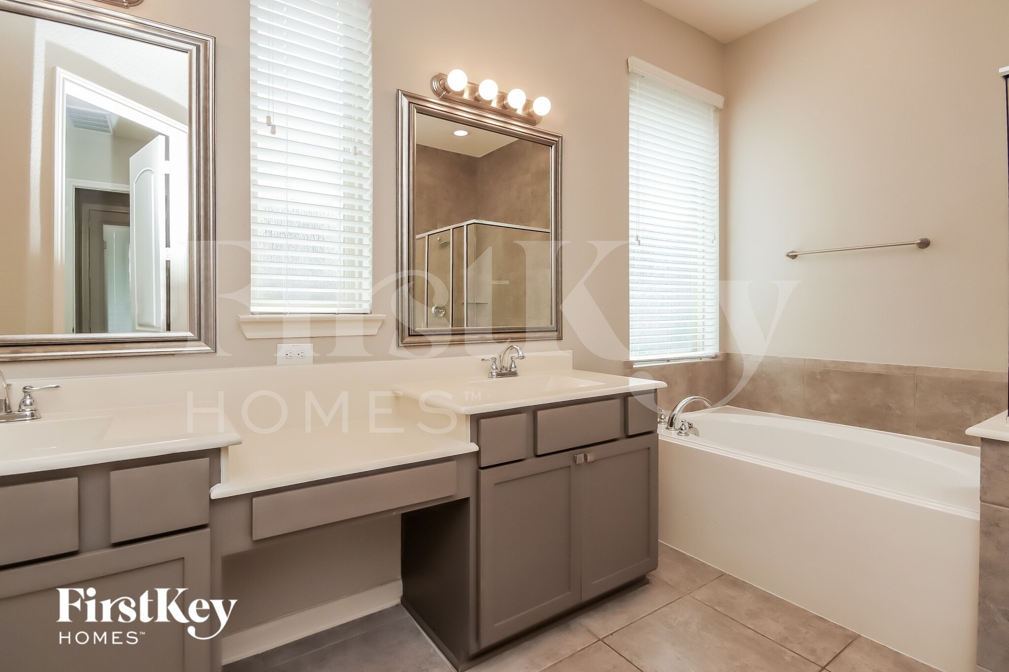 Building Photo - 2530 Duke Heights Ln