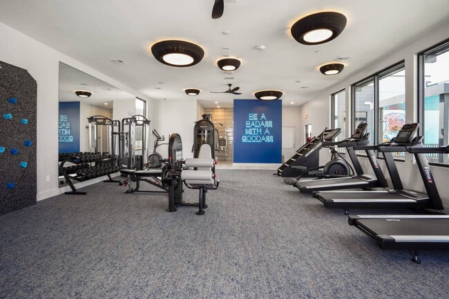 Building Photo - 1111 Shepherd Dr