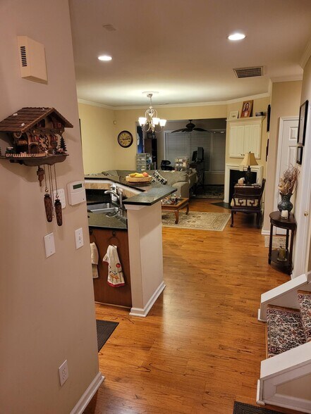 Building Photo - 144 Pelham Springs Pl