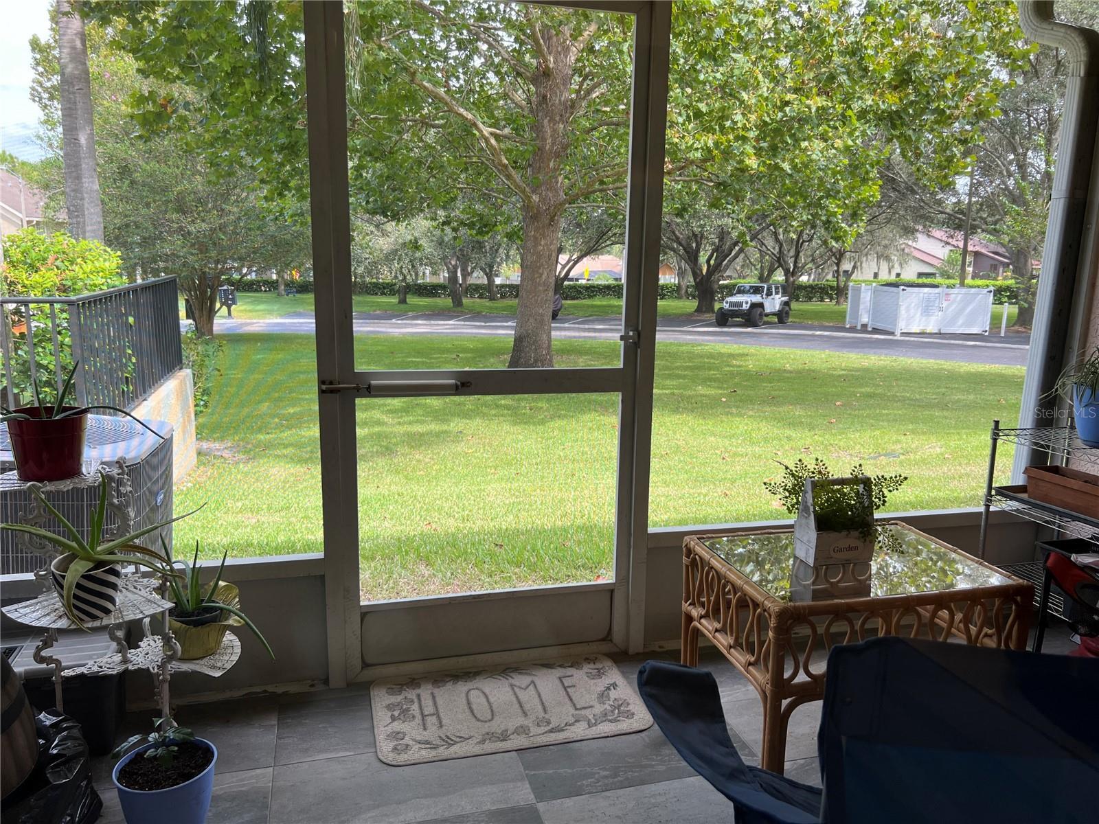 Building Photo - 2879 Thaxton Dr