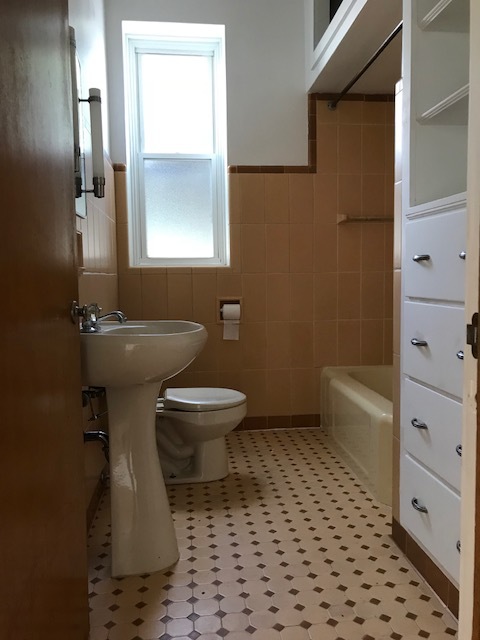 Bathroom - 110 N 3rd St