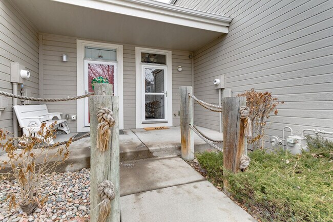 Building Photo - 15555 E 40th Ave
