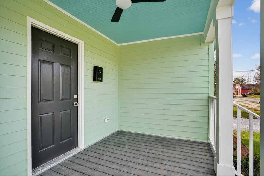 Building Photo - 2825 Cherry St