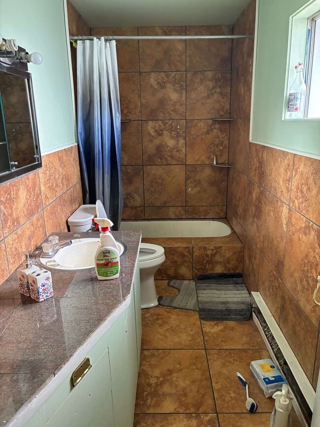 Building Photo - Charming Two-bedroom, One-bathroom home in Orofino, Idaho