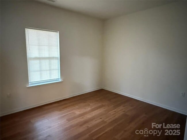 Building Photo - 7167 Somerset Springs Dr