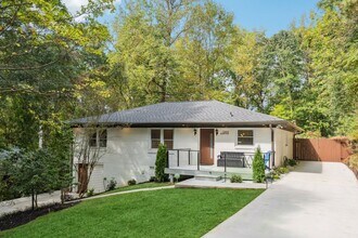 Building Photo - NEW! Fully Furnished Atlanta Oasis - Upsca...