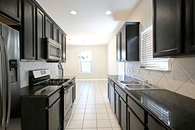 Building Photo - 2510 Diamondback Trail