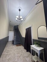 Building Photo - 169 Christopher Columbus Dr