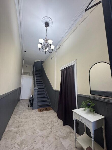 Primary Photo - 169 Christopher Columbus Dr