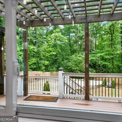 Building Photo - 3270 Brookview Dr