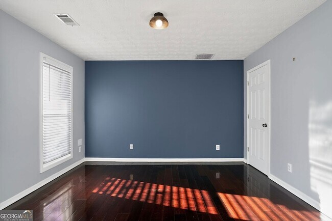 Building Photo - 1234 Carriage Trace Cir