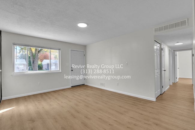 Building Photo - 15796 Kerstyn St