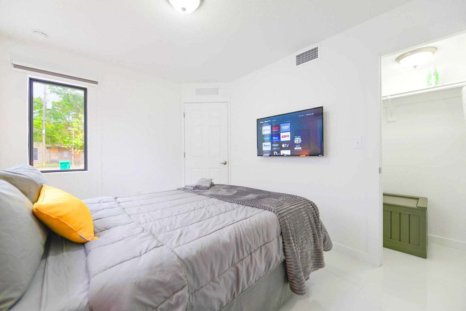 Building Photo - 2241 NW 50th St