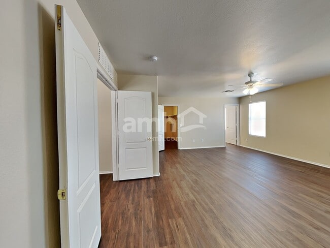 Building Photo - 16106 N 170th Ln