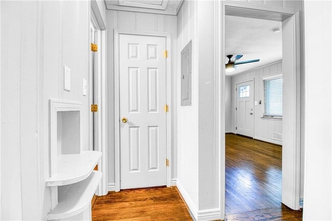 Building Photo - 3447 Pierce St