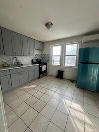 Building Photo - 173 Crary Ave