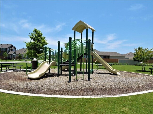 Building Photo - 1120 Sundrops St