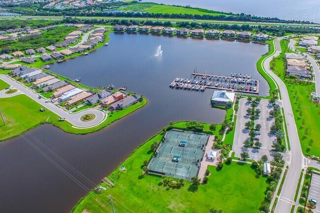 Building Photo - 917 Tidewater Shores Loop