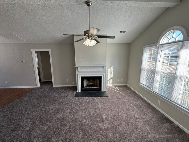 Building Photo - One Month Free Rent with 2 Year Lease! - R...