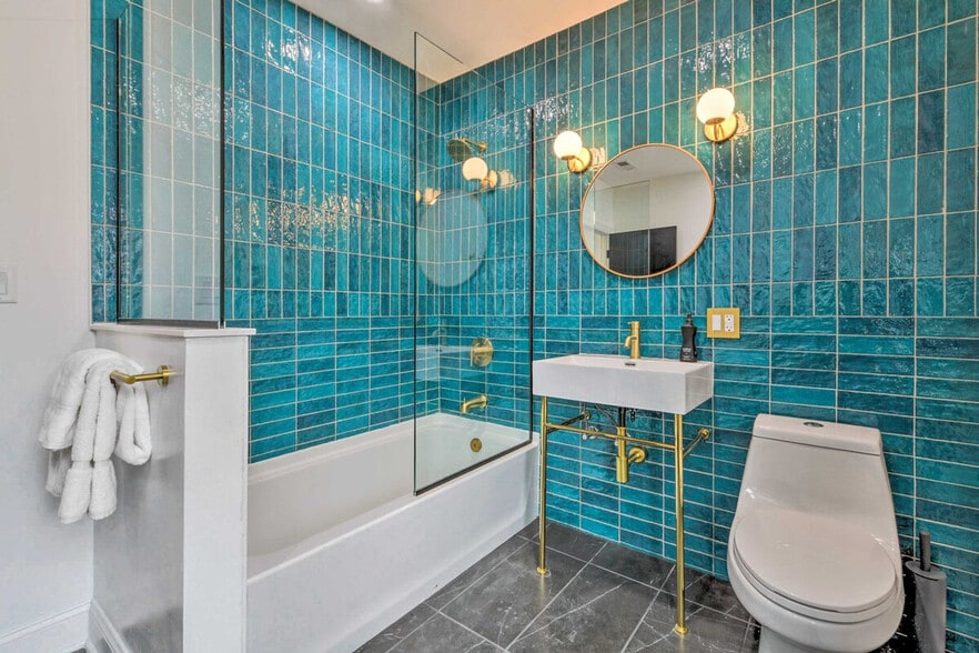 Building Photo - 1129 Augusta St