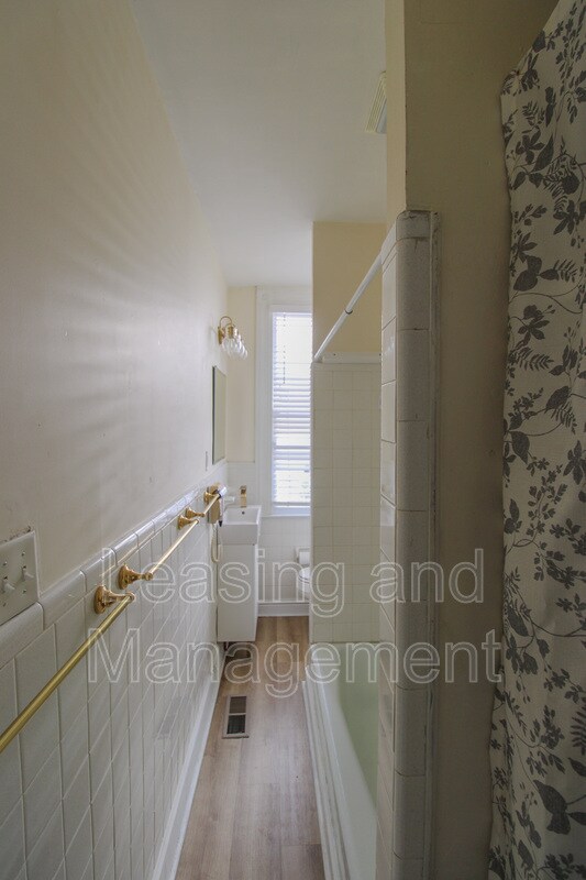 Building Photo - 3 Woolfe St
