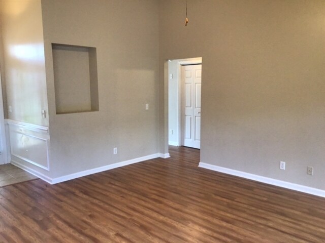 Building Photo - 437 Plantation Pl