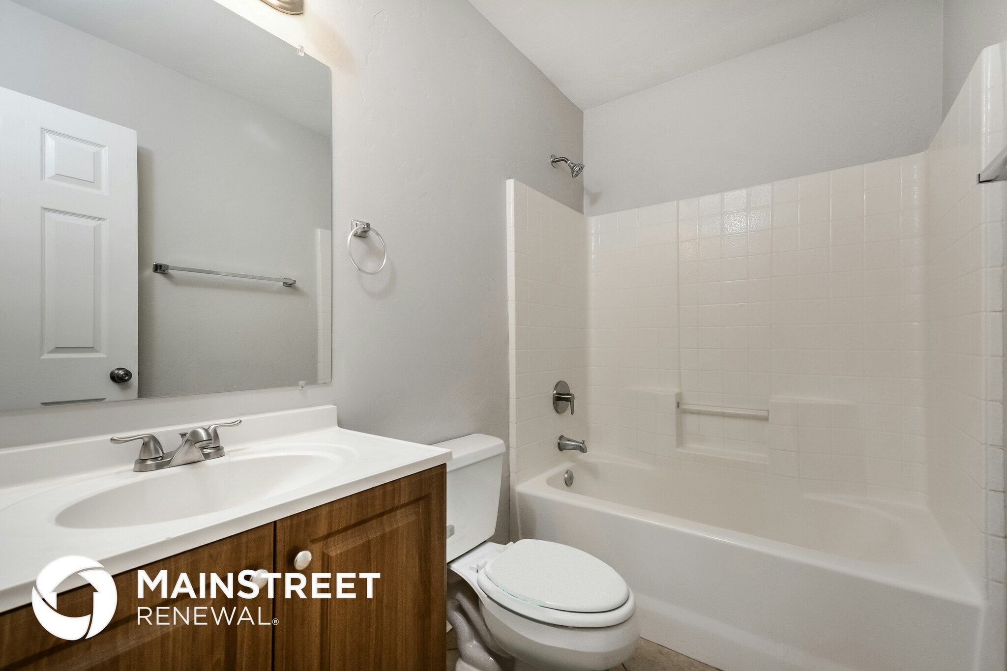 Building Photo - 5040 Fremont Ave