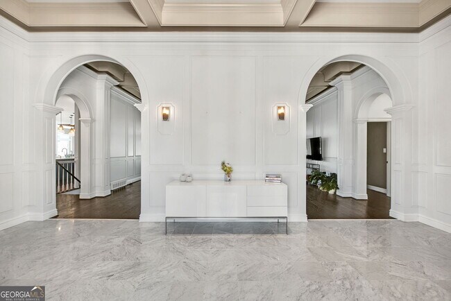 Building Photo - 300 Island Cove Dr