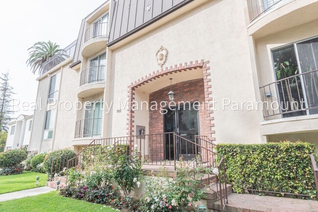 Building Photo - 2-Bedroom Condo for Rent – Spacious, Modern & Centrally Located!