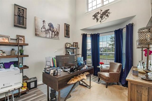 Building Photo - 13814 Russell Ct