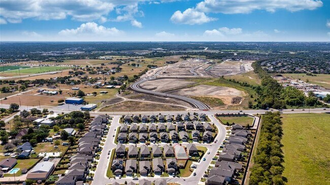 Building Photo - 2950 E Old Settlers Blvd