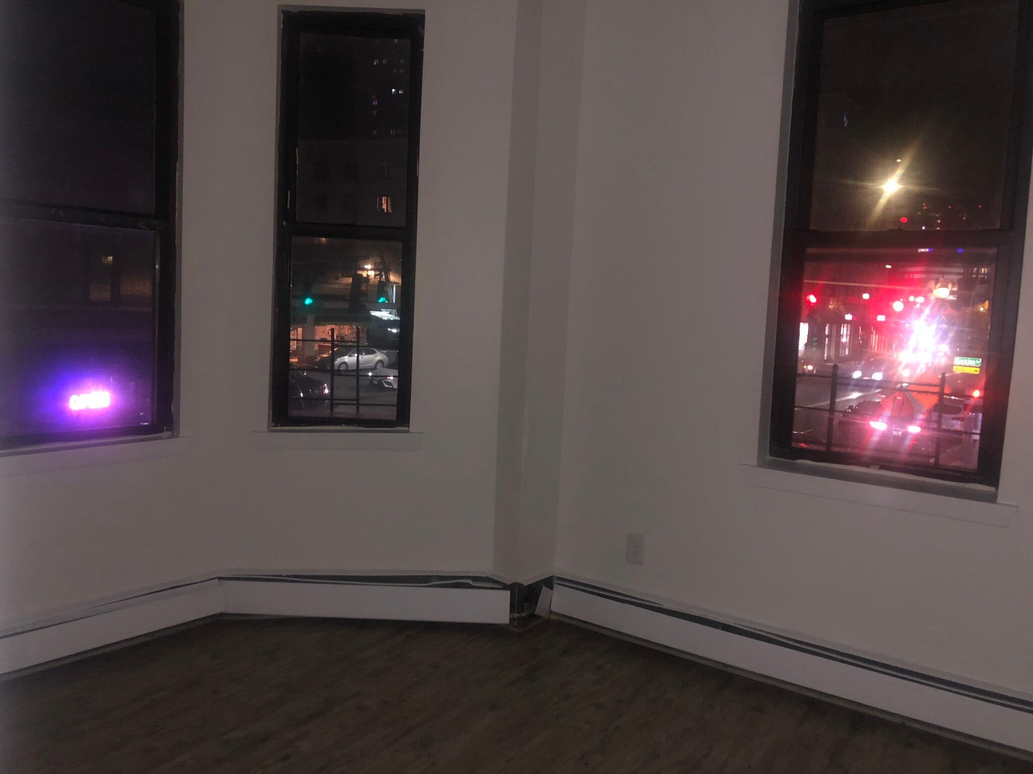 Building Photo - 400 North Ave